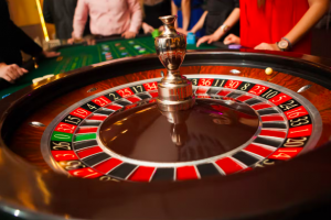 Các bước chơi Roulette cơ bản – đọc 1 lần biết chơi ngay!